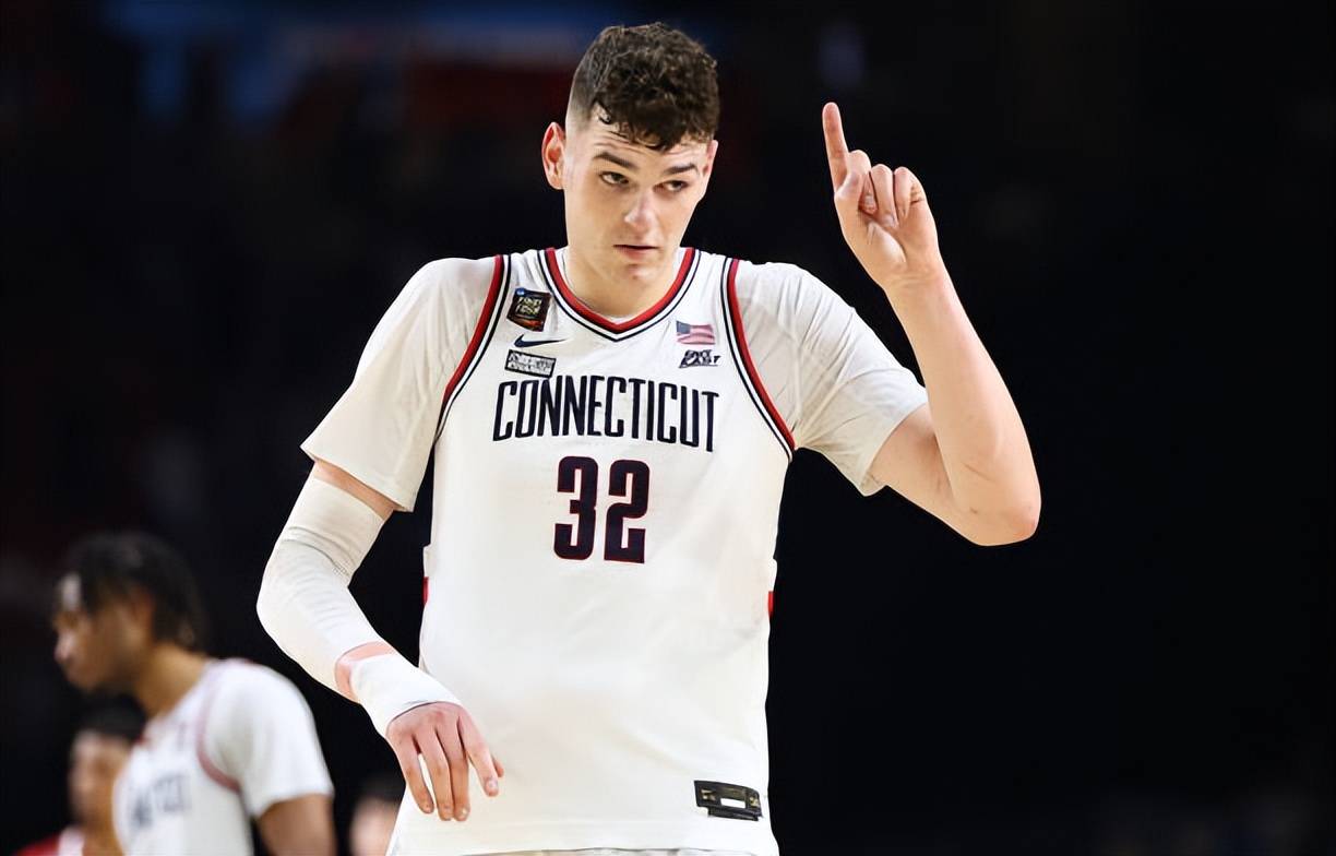 迈阿密热火vs奥兰多魔术